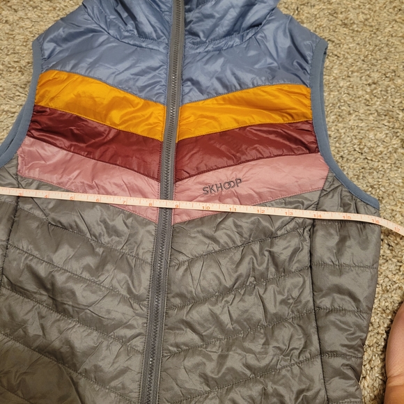 Skhoop Long Hooded Vest - Gray with Multicolor Accents. Like New! Size Xs - Picture 4 of 9